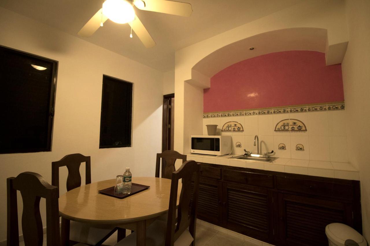 Chac Chi Hotel & Suites Isla Mujeres Extérieur photo